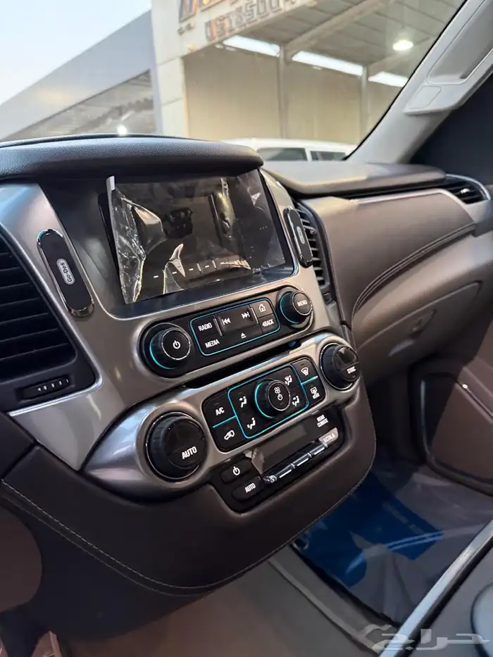 شيفروليه تاهو 2015 مخزن 10