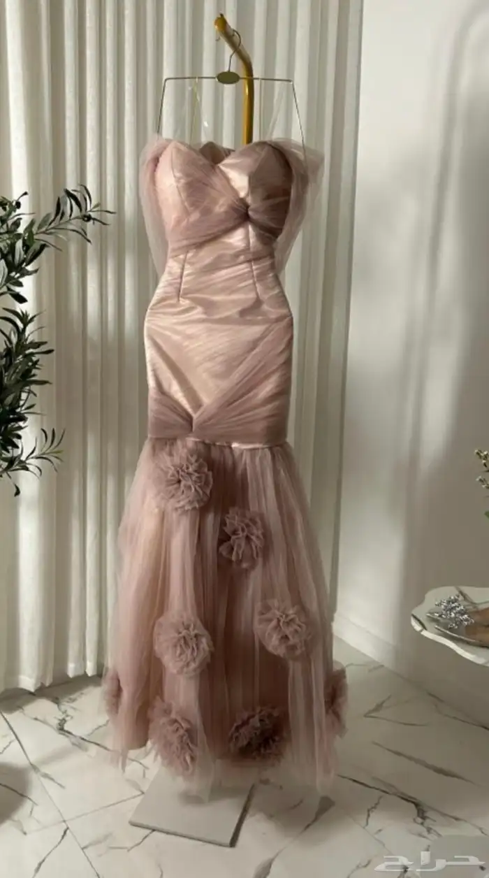 فساتين للبيع 3