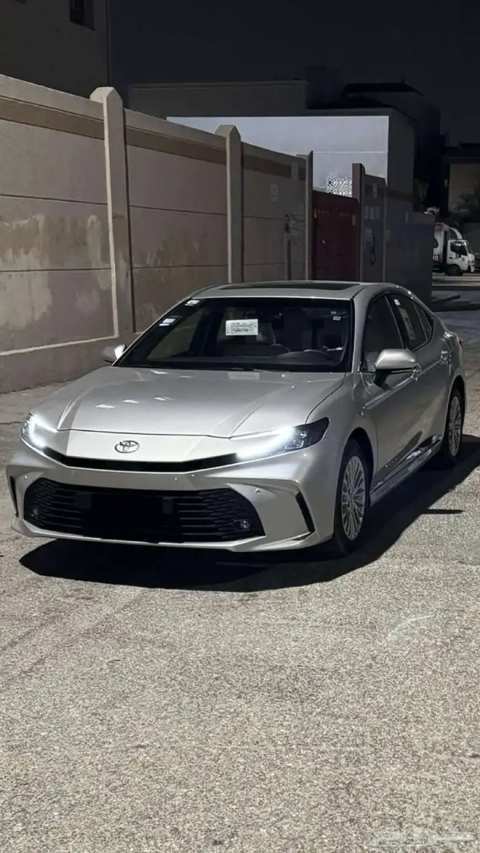 كامري LE تنازل تواصل خاص هام(فيها صدمه خفيفه الصدام الخلفي) 0