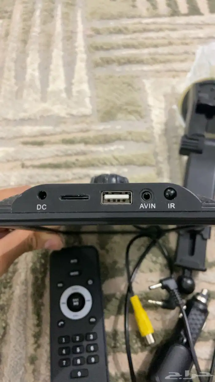 شاشه متنقله للسياره على الولاعه للبيع 1