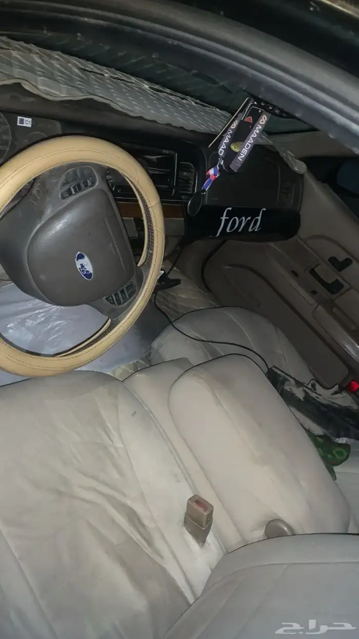 فورد فكتوريا 2003 8