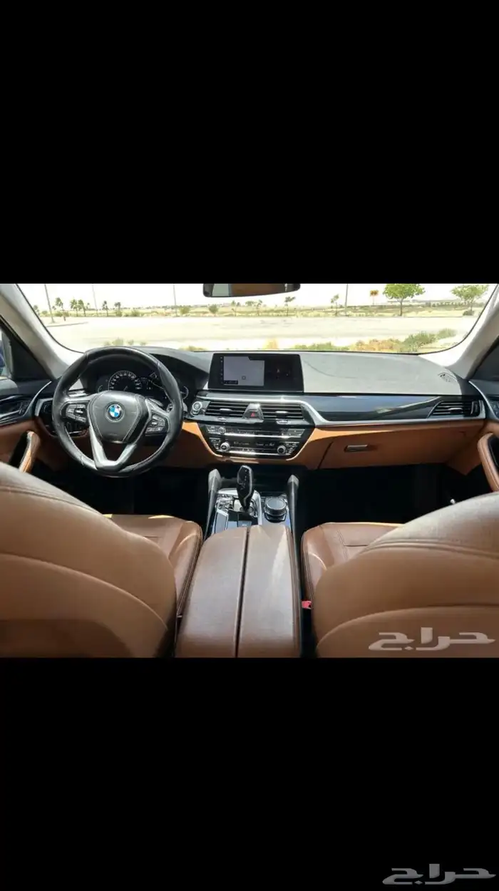 BMW 520i 2018 نظيف 22