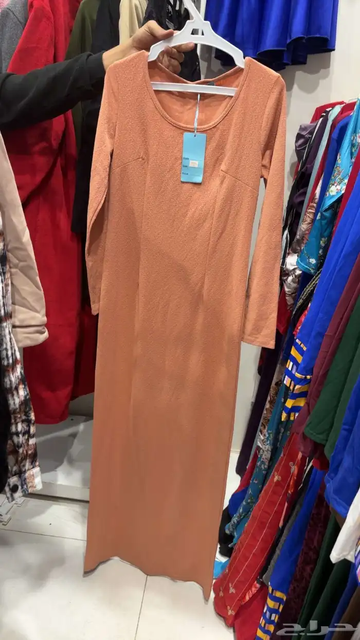 تصفية فساتين ارواب مصرية كمية محدودة على السوم 18