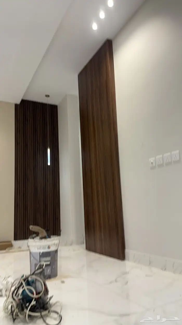 Hidden zipper door 3 meters long installation in AlRawabi 0