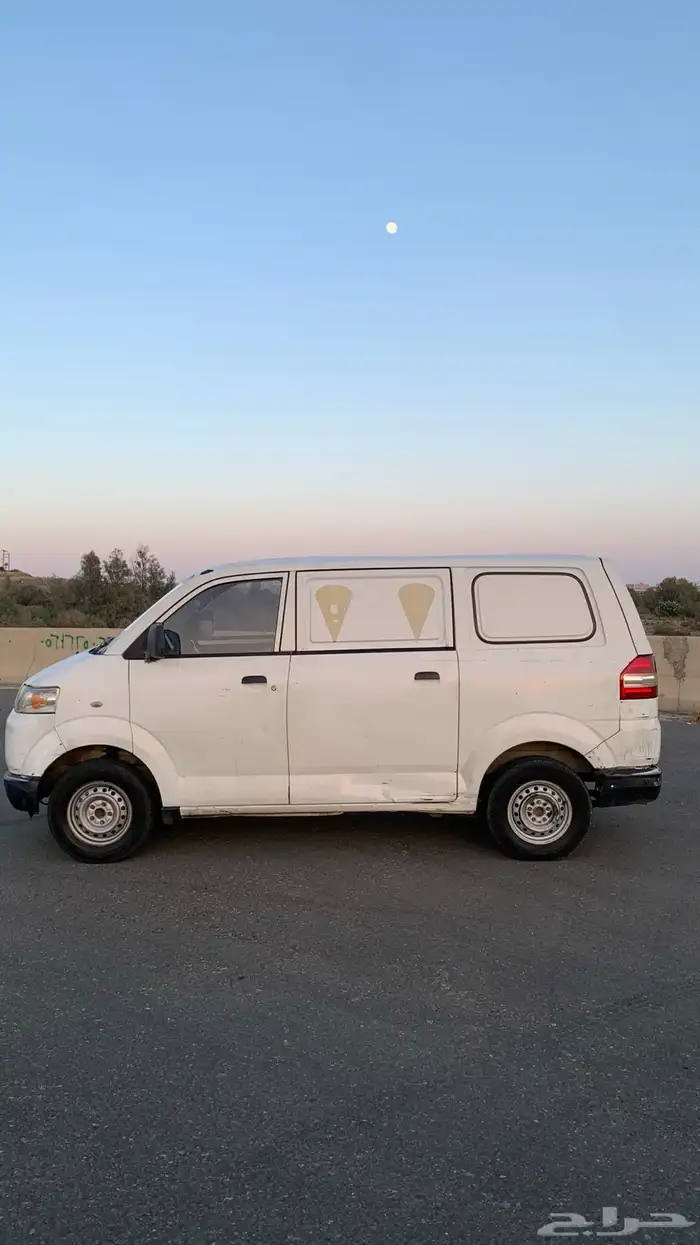باص سوزوكي 8