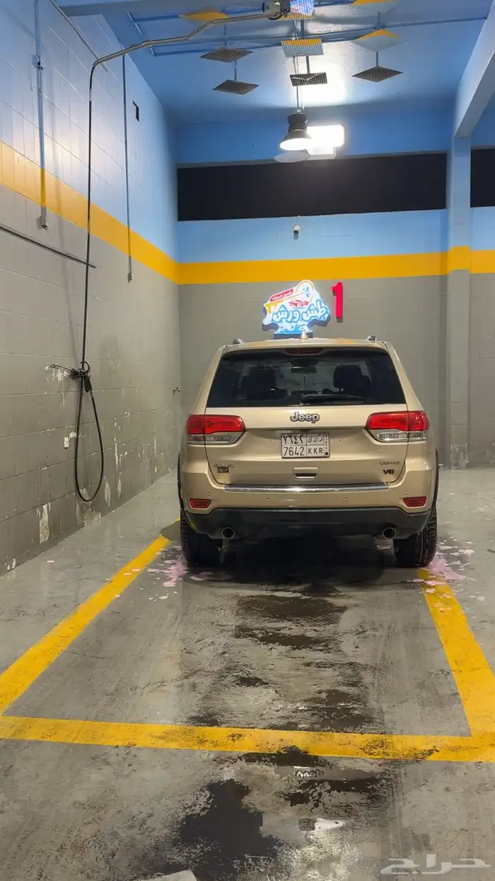 جيب قراند شيروكي ليمتد 2014 8