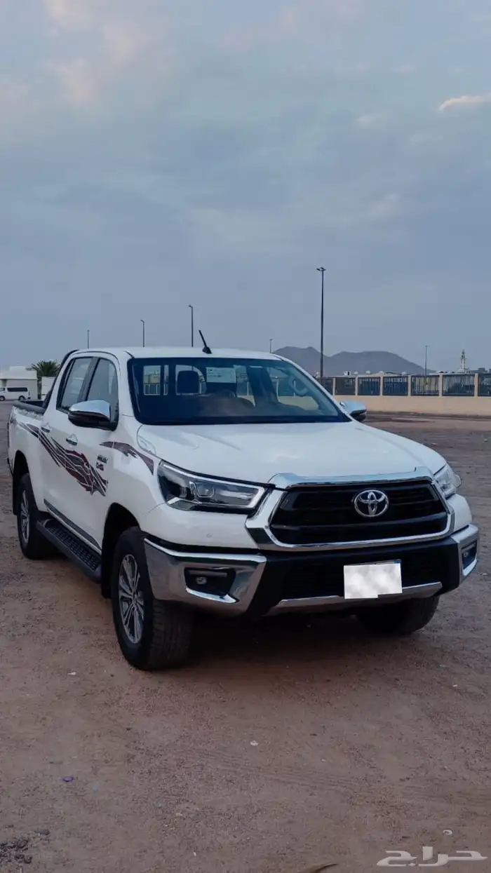 للبيع هلكس 2024 ديزل فل كامل سعودي بحالة الوكالة 1