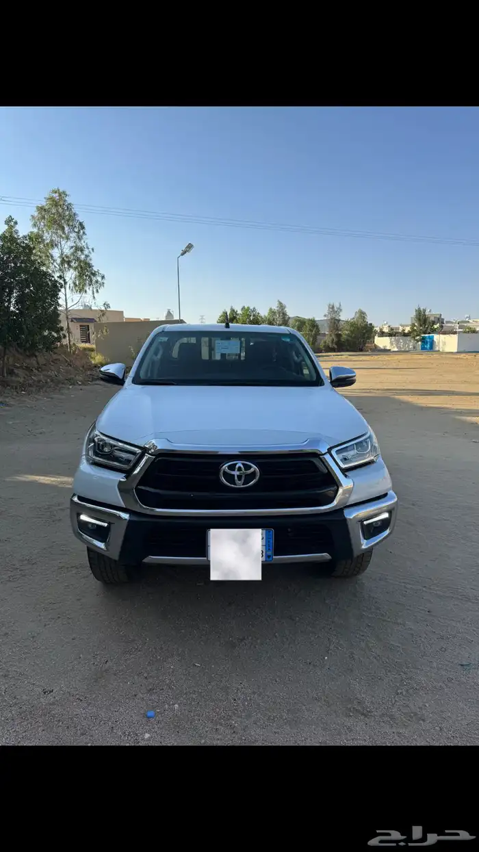 للبيع هايلكس 2023 بنزين 7