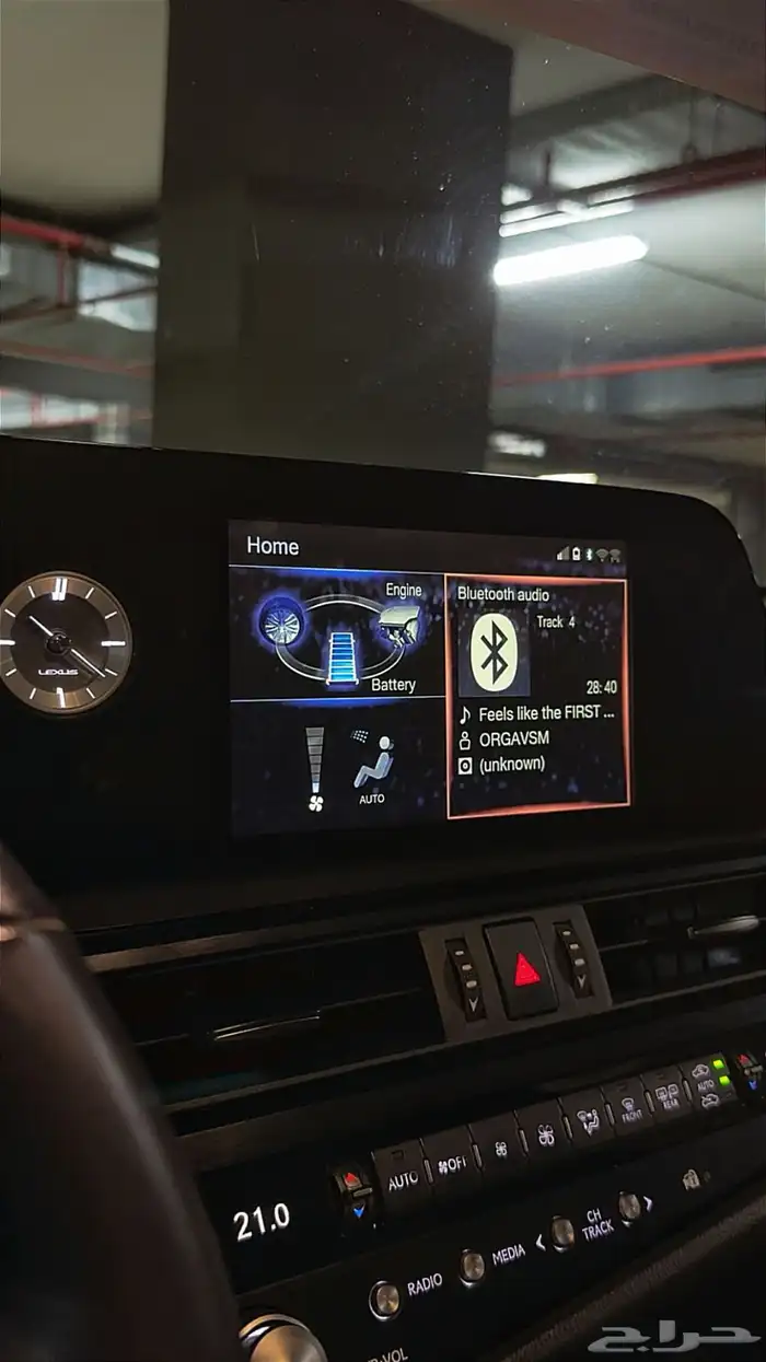 لكزس ES300h هايبرد 2022 نظيفة جدا 20