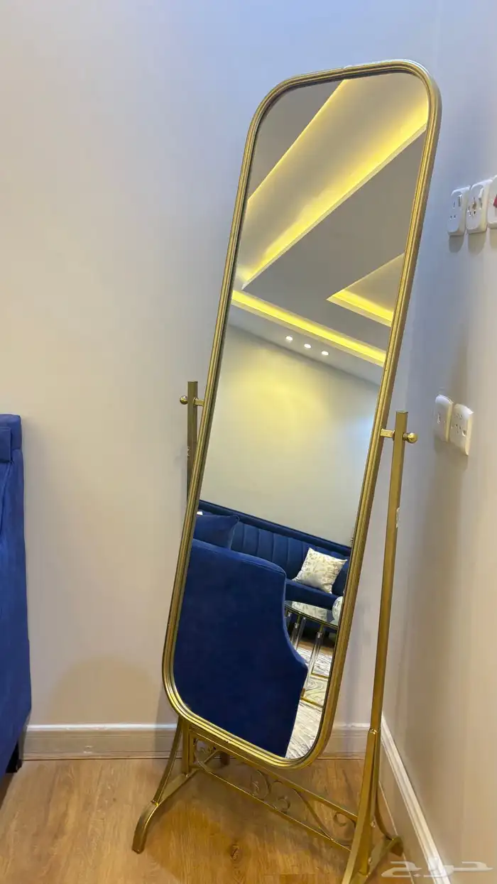 اثاث جديد استخدام سنه 4