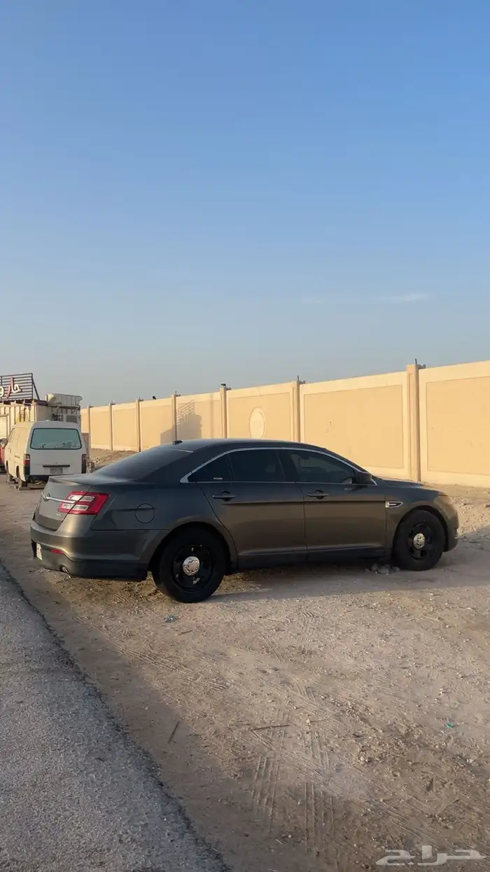 جنوط بوليسي تورس 0