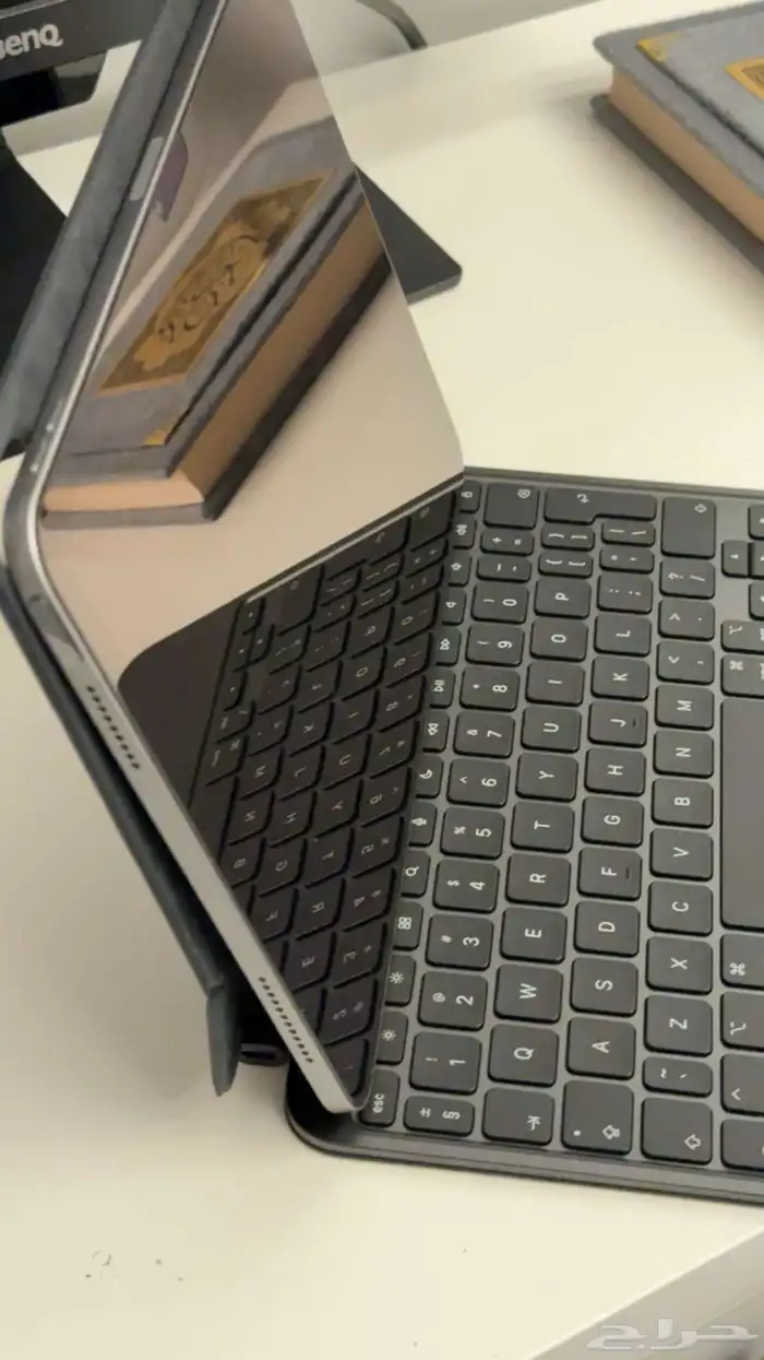 ابل ماجيك كيبورد جيل m4 2025 3