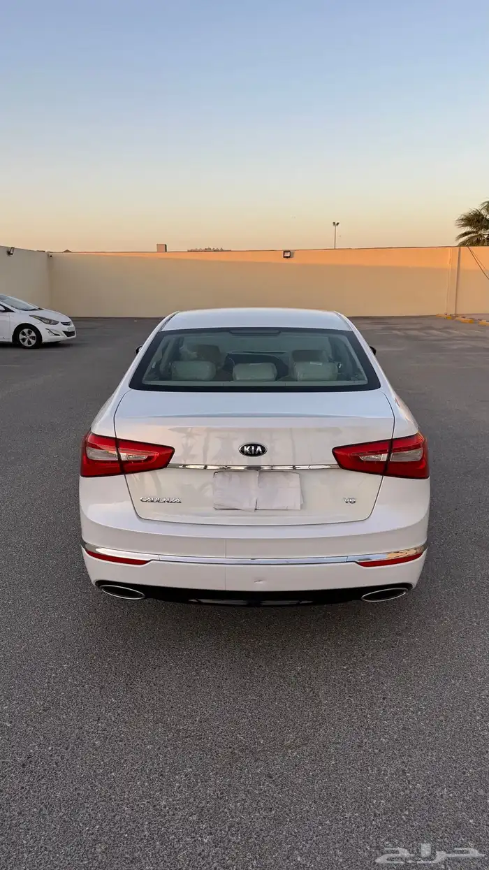 للبيع كيا كدنزا 2015 5