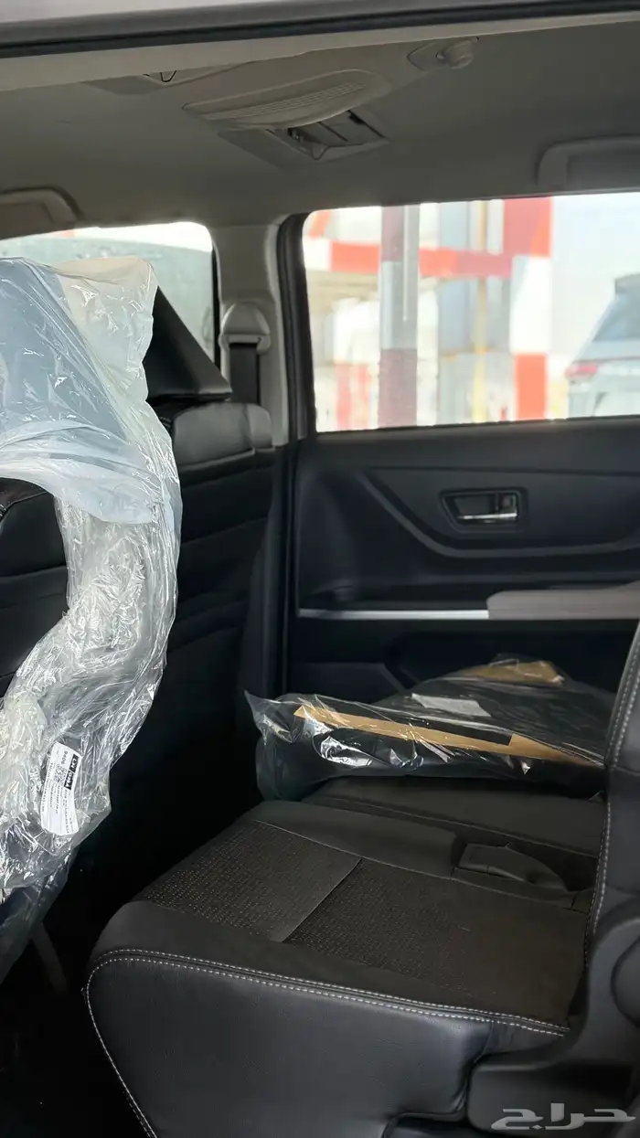 تويوتا فيلوز فل كامل 2025 كاش وتقسيط 10