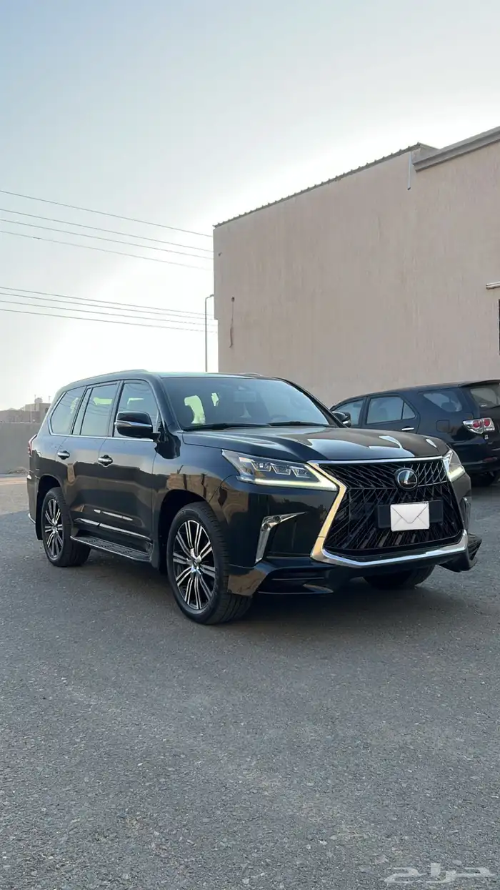 جيب لكزس للبيع 1