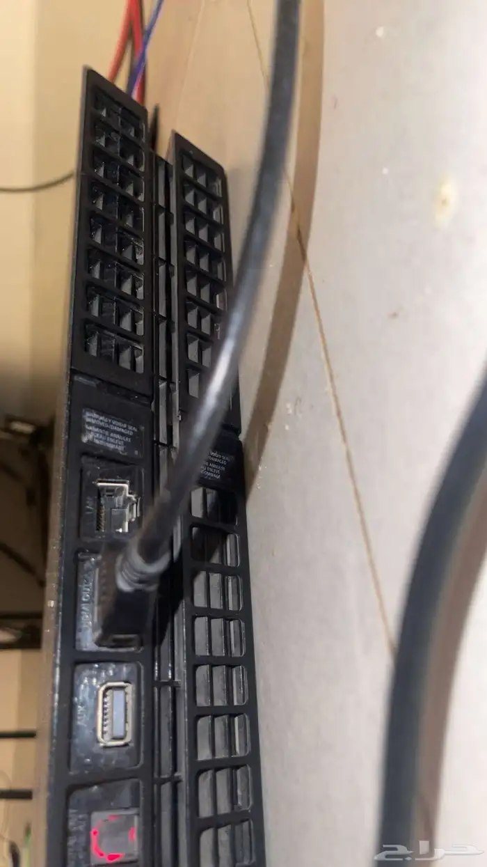 سوني 4 على سومه 1