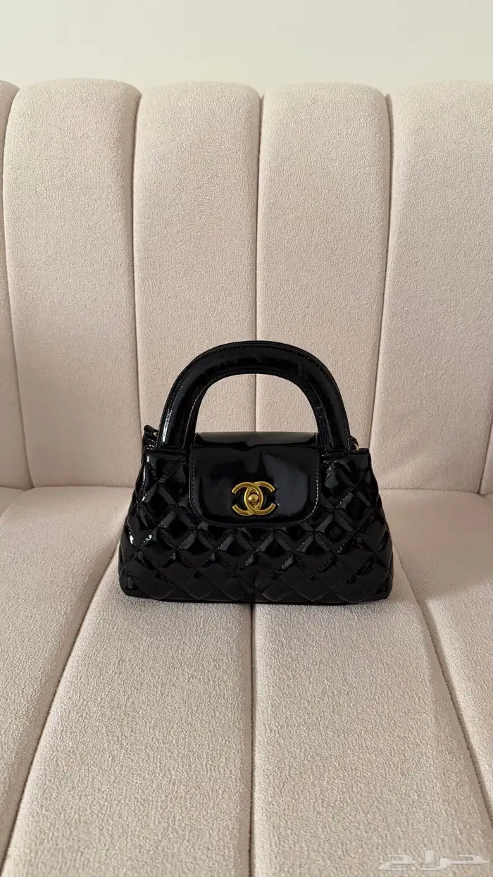 متجر لبيع الشنط الماركه النسائيه بأسعار جدا مناسبه 9