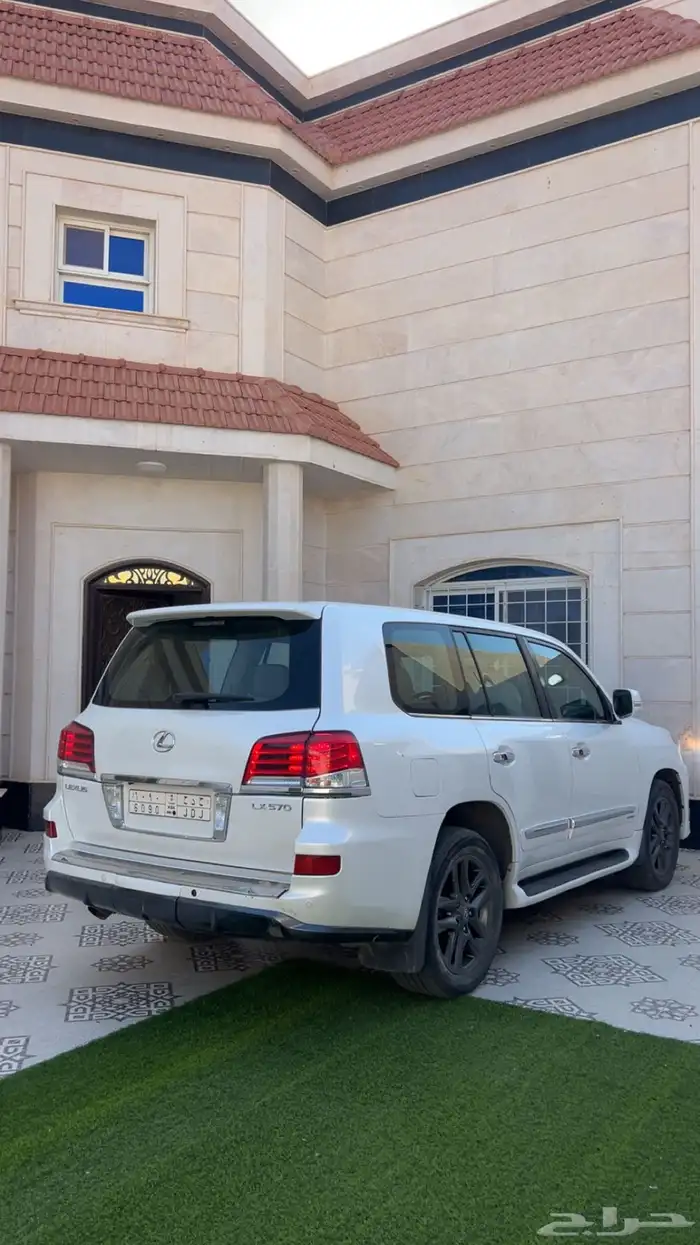 لكزس للبيع 1