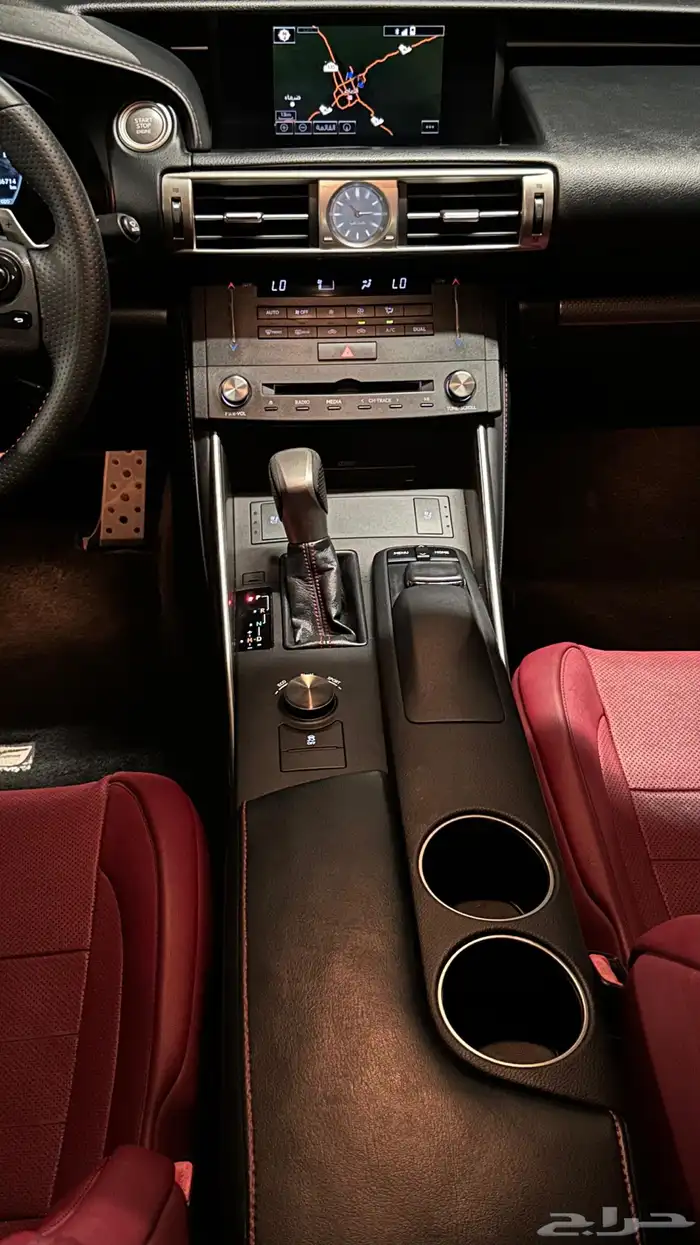 لكزز IS200 مخزن 2016 9