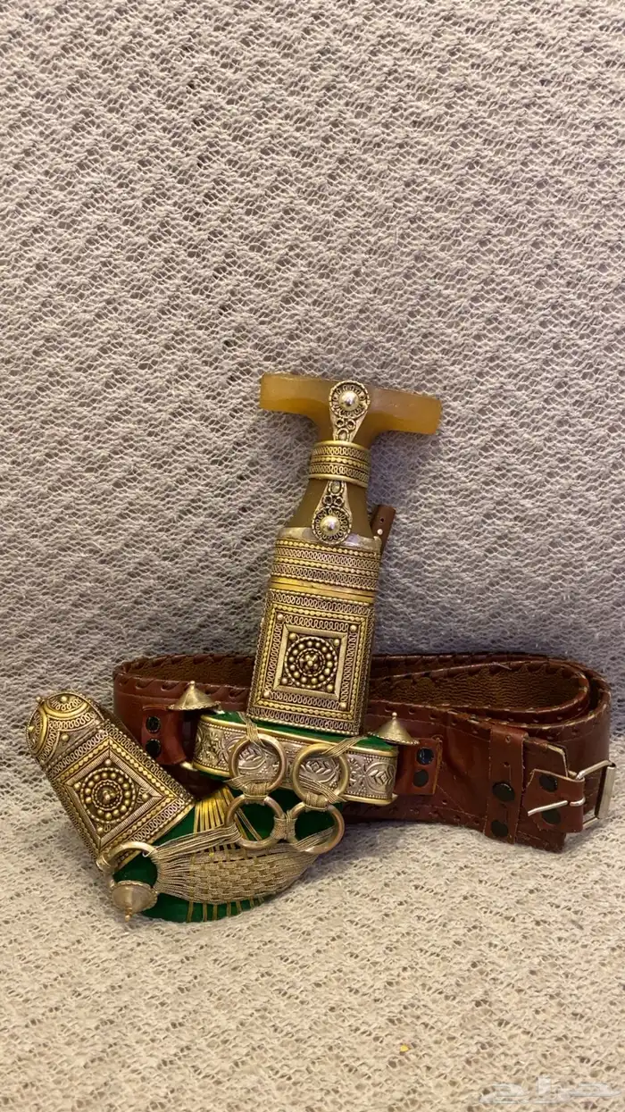 خنجر كفو الواضح امامك 0