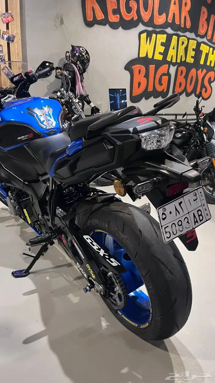 Gsx_s2023 gt لون ازرق بحالة الوكالة 8