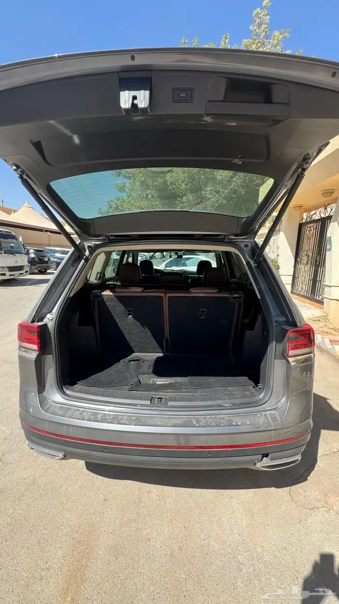 فولكس واجن تيرامونت 2021 مستعملة للبيع قير اوتماتيك بنزين 15