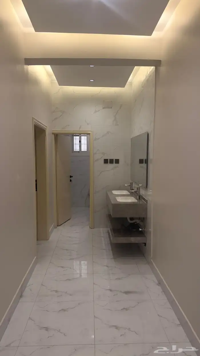 شقة بلاطه للايجار في ابها   حي المنسك 0