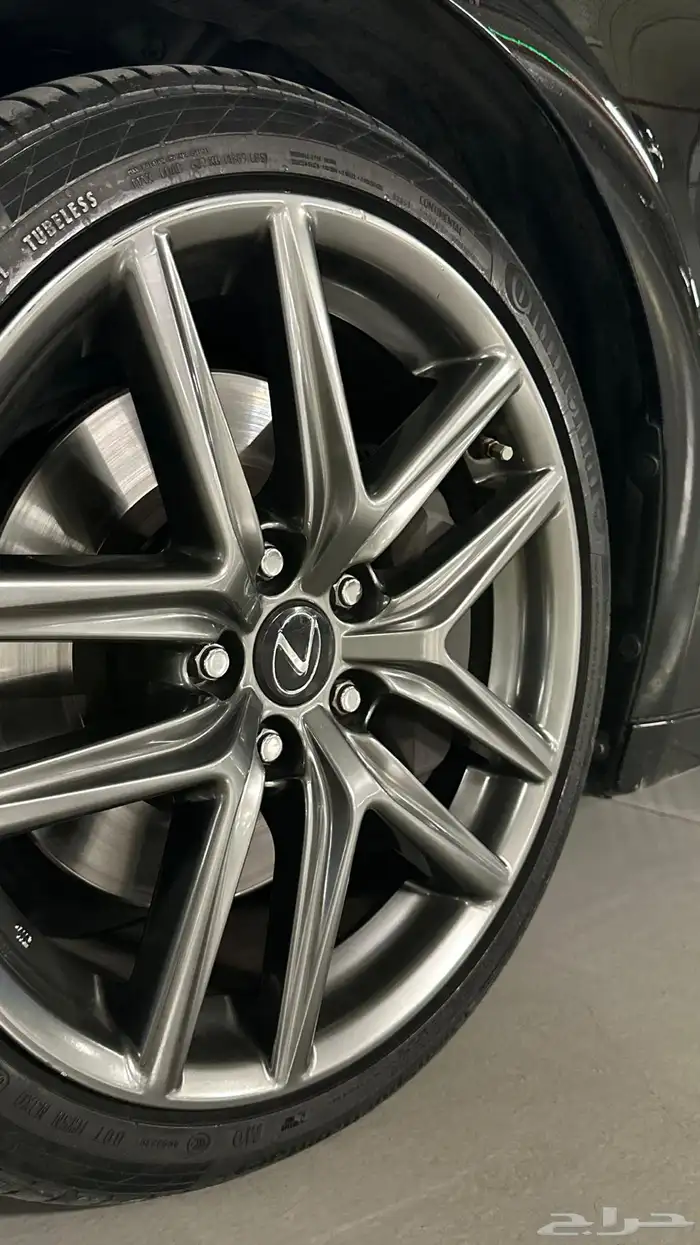 لكزز IS200 مخزن 2016 25