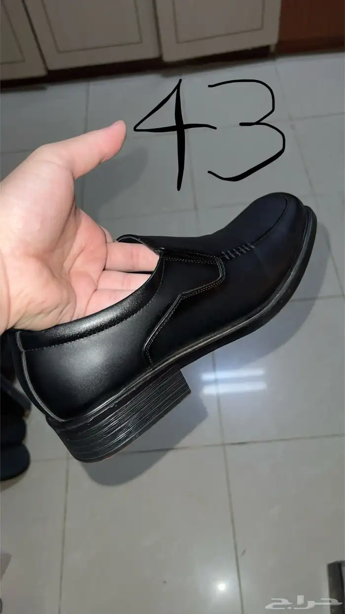 جزم للبيع مستخدمه 10