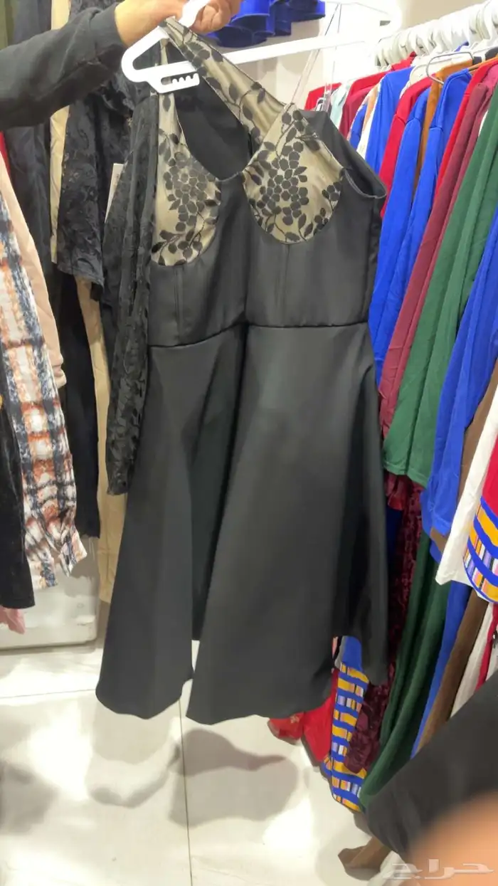 تصفية فساتين ارواب مصرية كمية محدودة على السوم 15