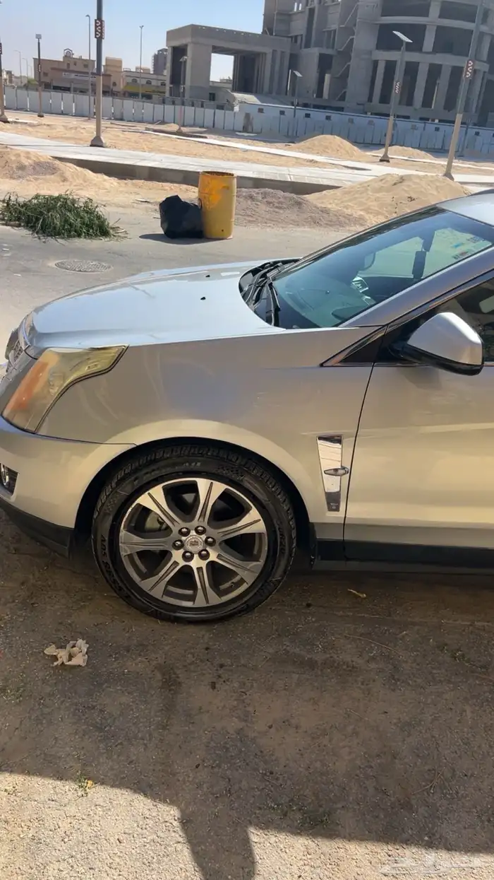 كاديلاك SRX 2012 6