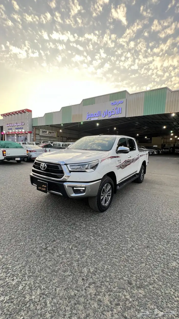 هايلوكس 2024 دبل غمارتين GLX -S تماتيك ديزل 2