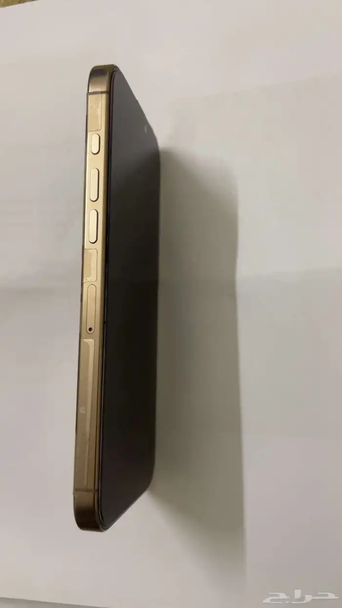 ايفون 16 برو ماكس نظيف كامل شرط للبيع مستعجل 1