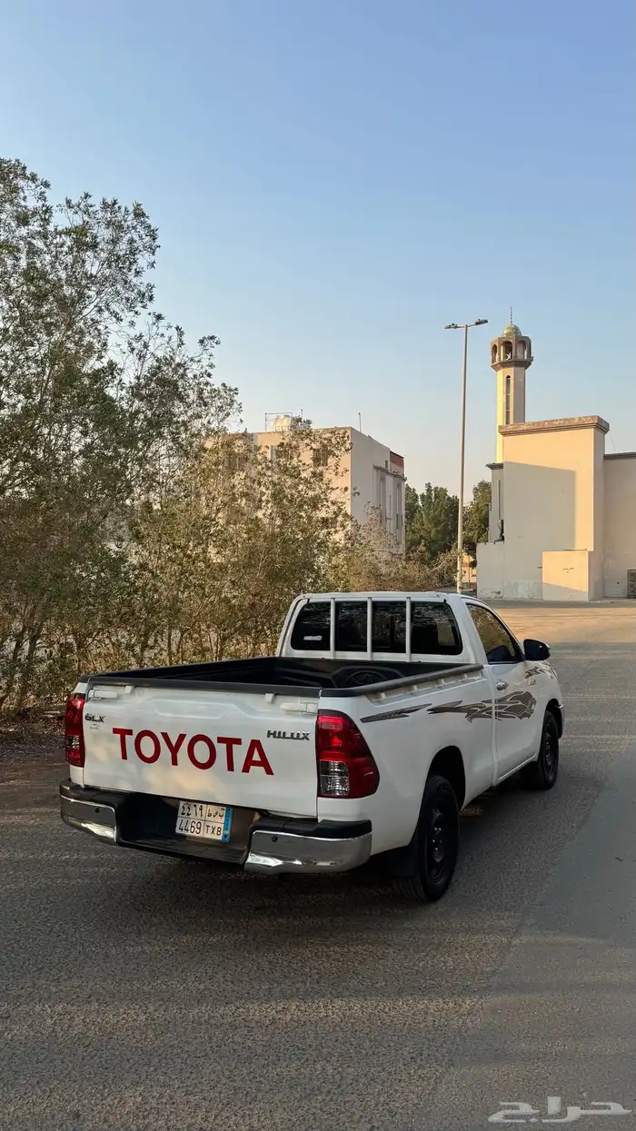 هايلوكس 2023 بنزين ممشى قليل بدي وكاله 2