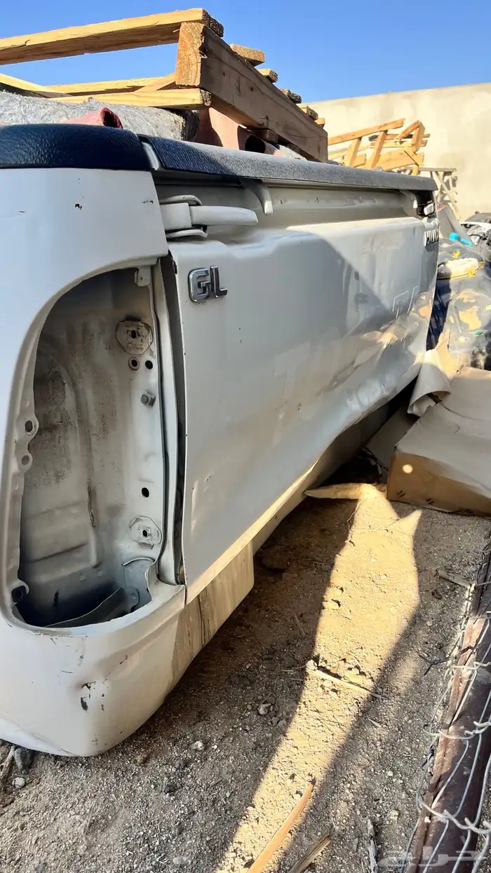 صندوق هيلوكس غمار تين نظيف للبيع 2