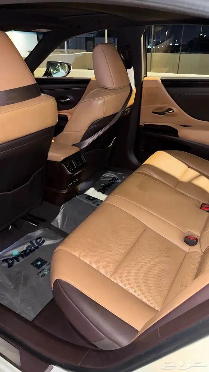 لكزس ES300 2021 سعودي 12