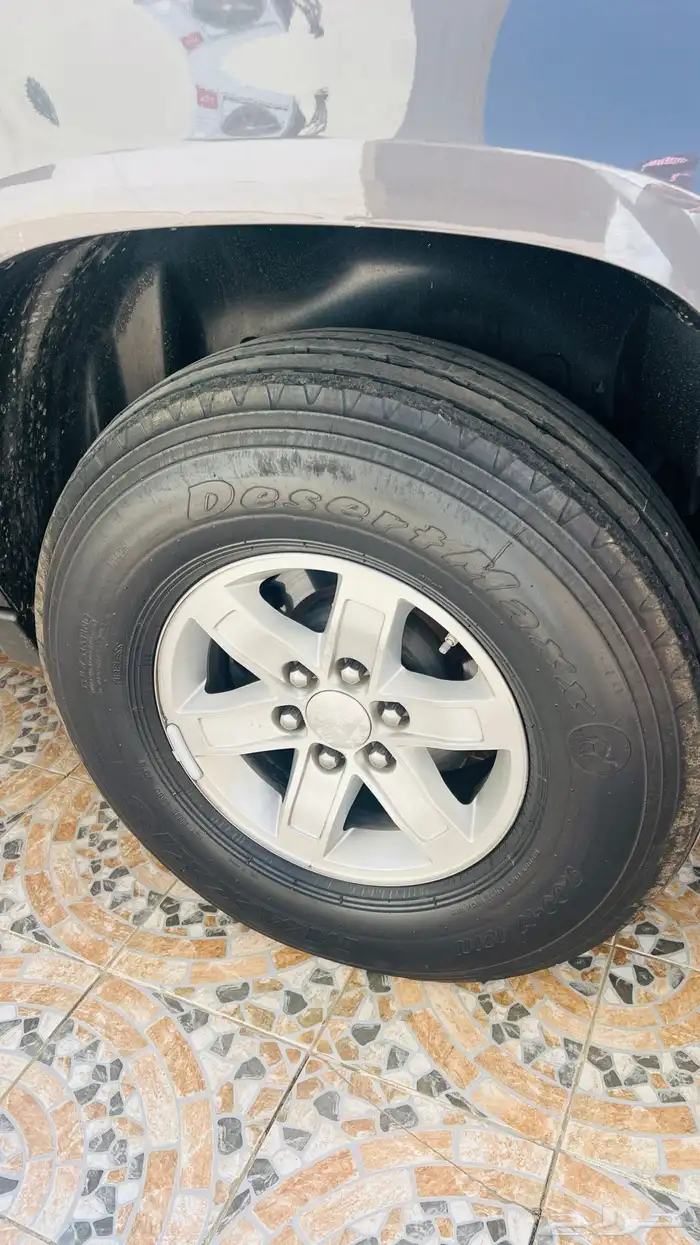 كفرات بالون ماكسس مقاس 17 نظيفه 4