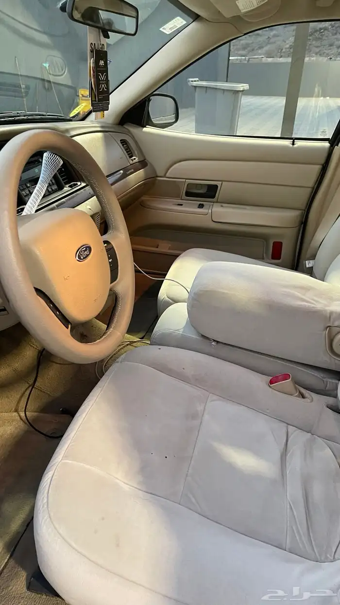 للبيع فكتوريا 2011 سعودي 21