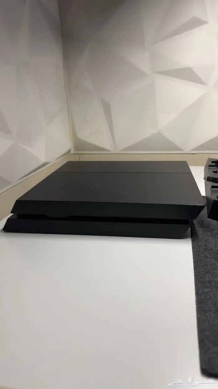 سوني 4 ب جميع اغراضه 2