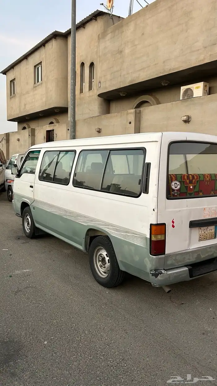 باص 15 راكب للإيجار 3