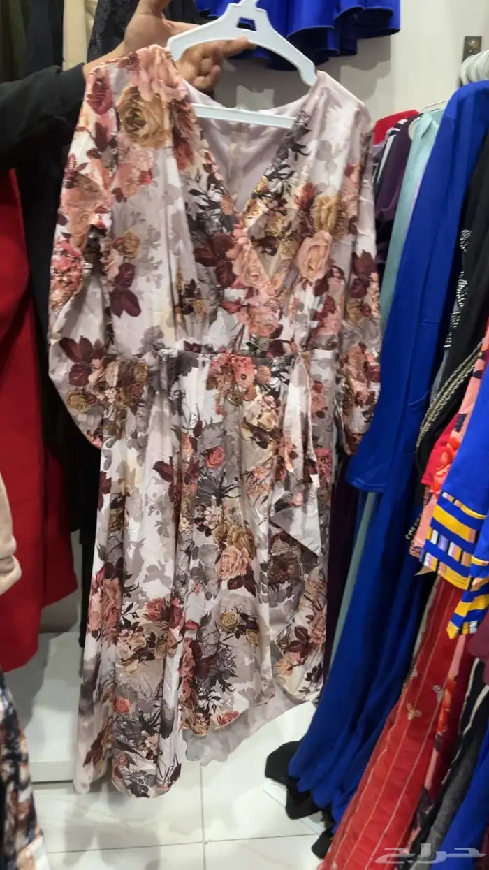 تصفية فساتين ارواب مصرية كمية محدودة على السوم 20