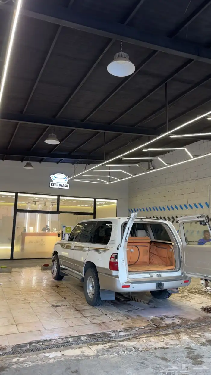 لند كلوزر 2004 قير عادي ( منتهيه استمارته حوالي 6 شهور ) 1