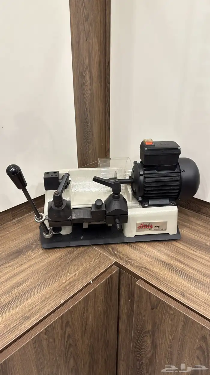 مكاين نسخ مفاتيح 1