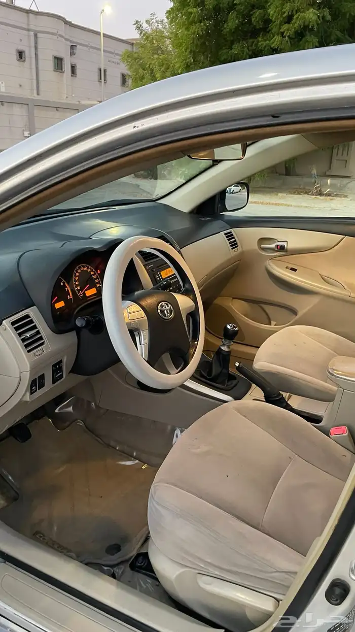 كورولا مديل 2011 قير عادي 4