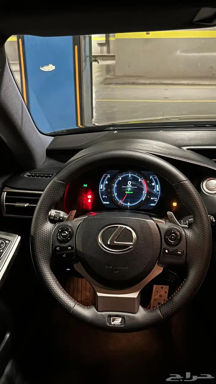 لكزز IS200 مخزن 2016 12