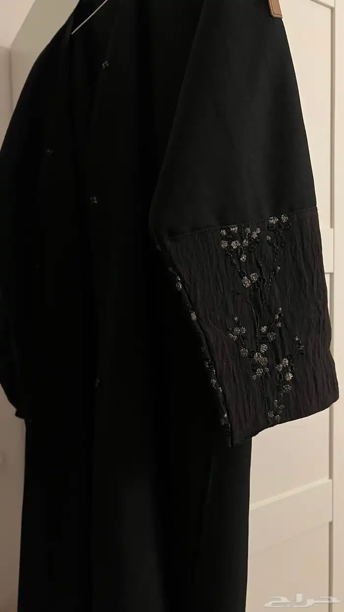 عباية سوداء 1