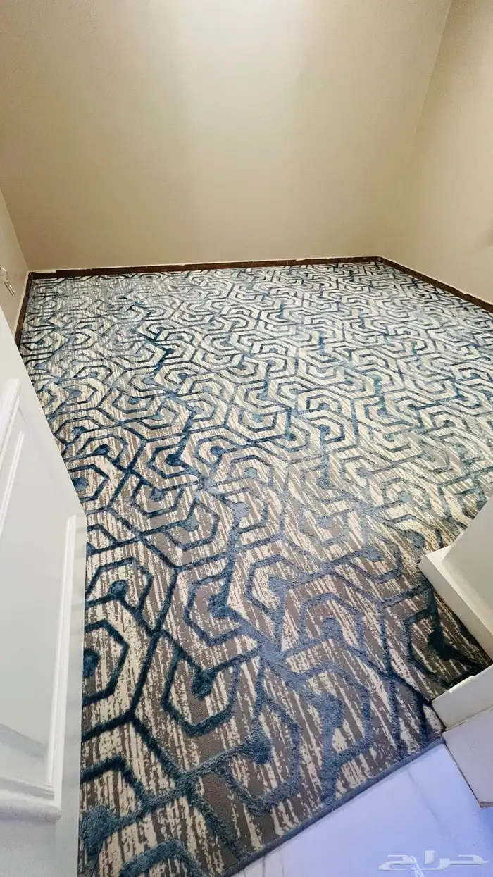 فرشة جديدة ونظيفه جدا 0