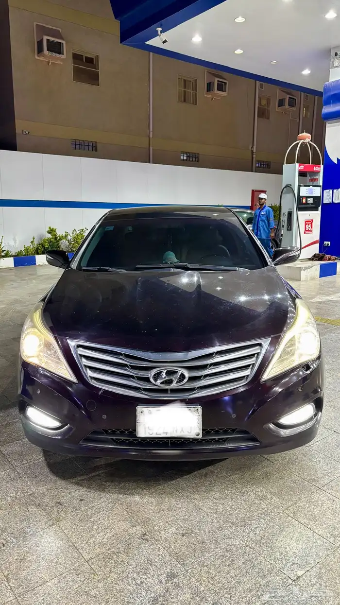 ازيرا 2015 نص فل للبيع 1