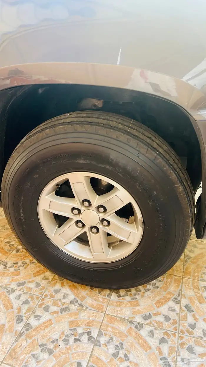 كفرات بالون ماكسس مقاس 17 نظيفه 1