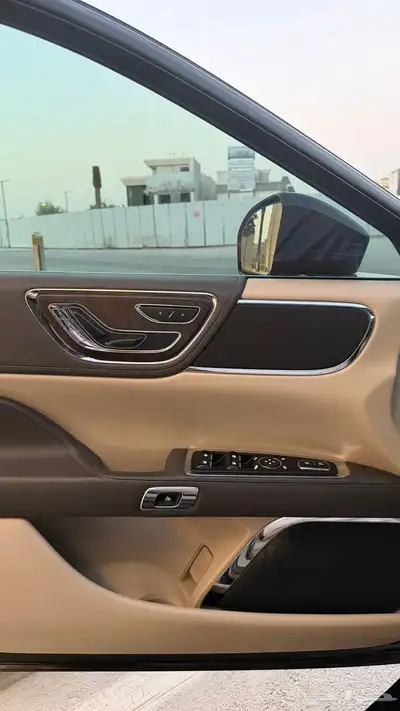 لينكن كونتيننتال 2017 index